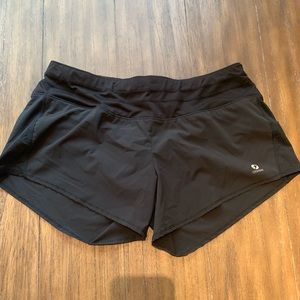 Oiselle Black Toolbelt Roga Running Shorts